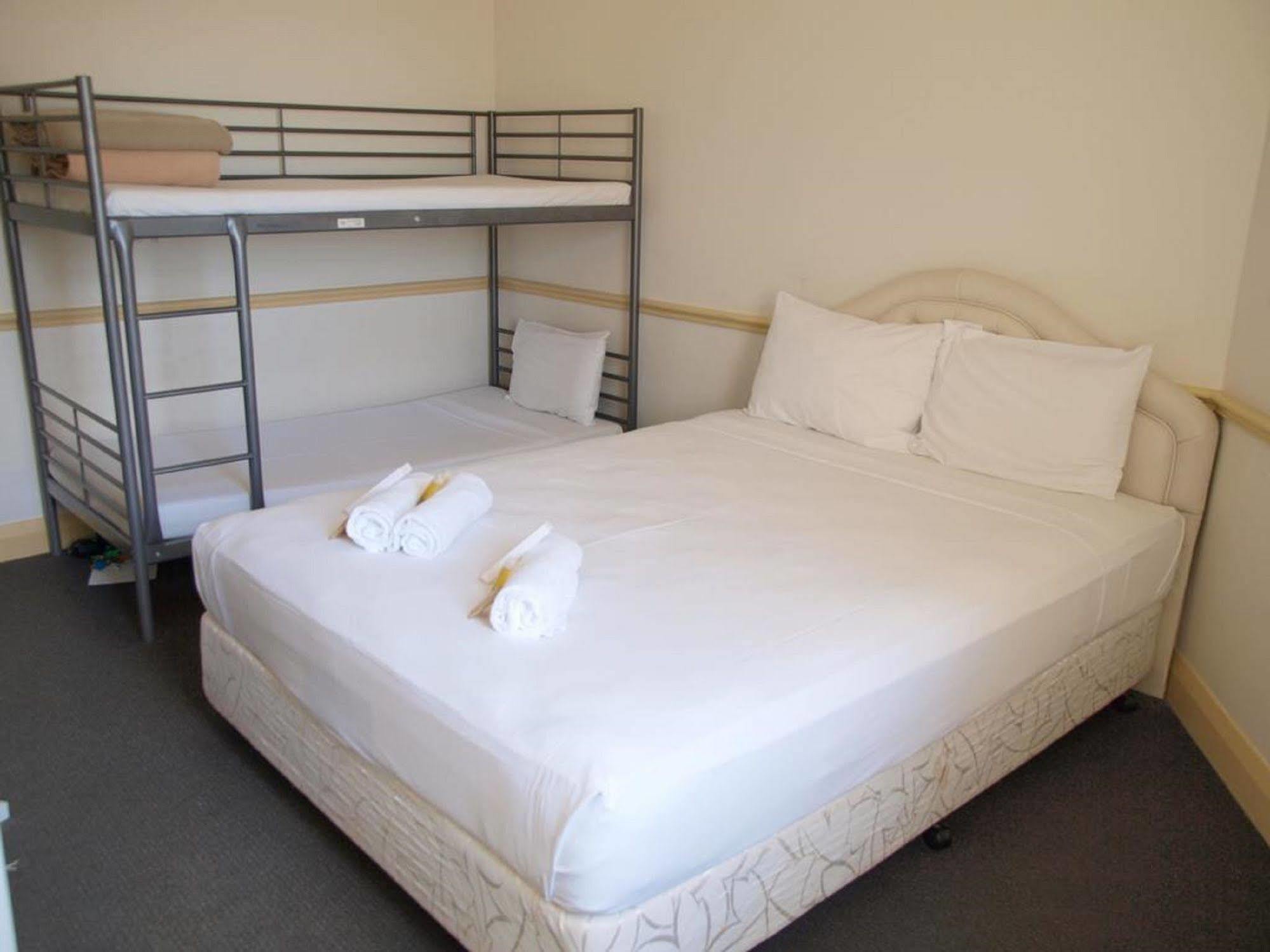 Venus By The Harbour Budget Hotel Sydney Esterno foto